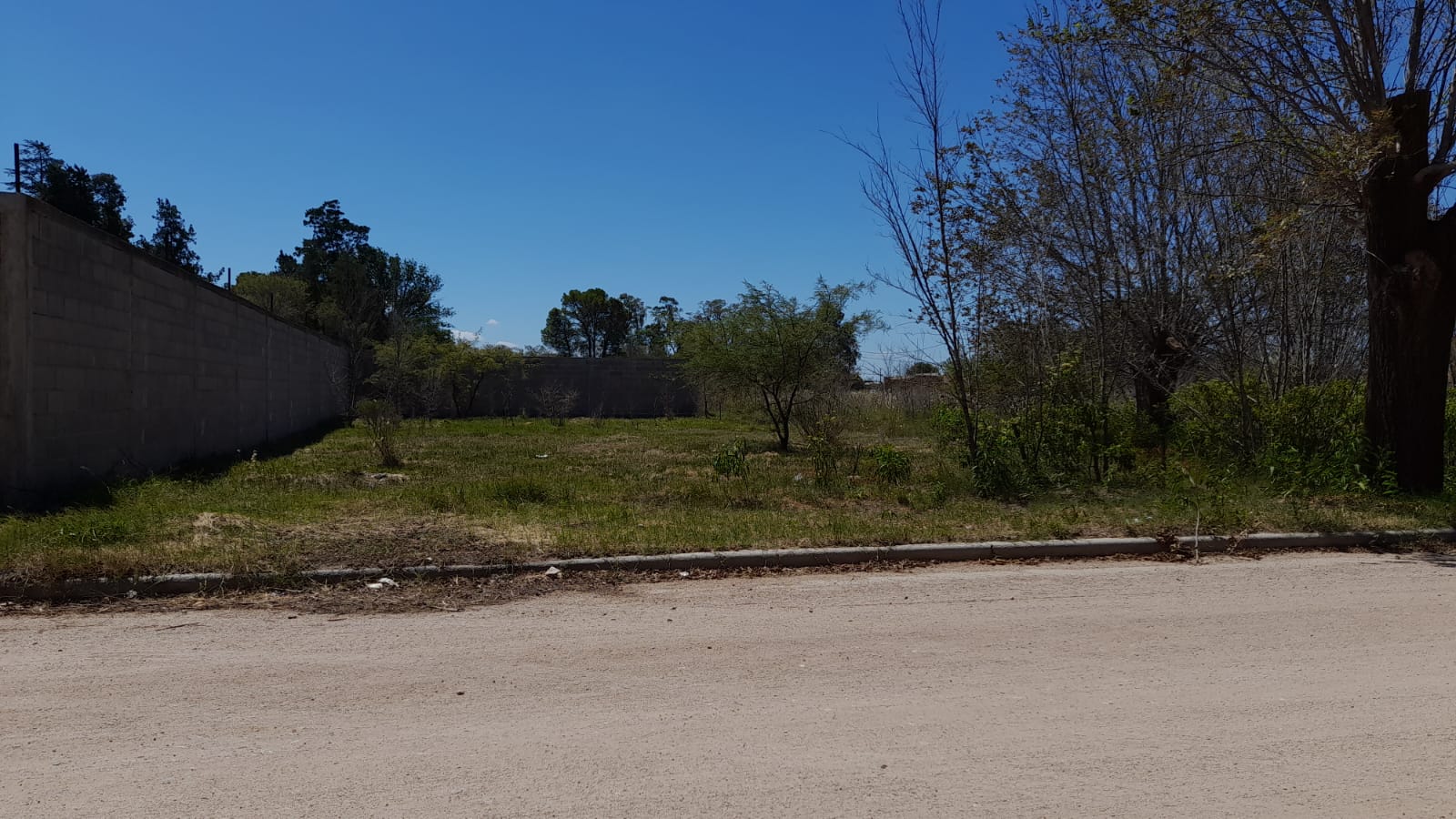 Referencia REF 218 LOTE DE TERRENO